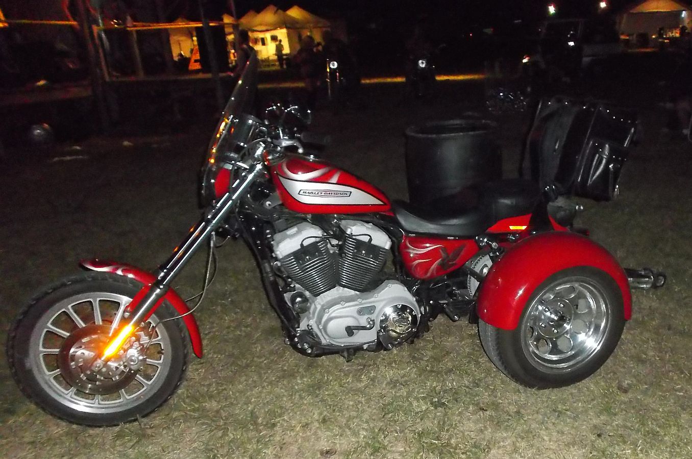 Sporty Trike with wheelie bar